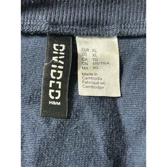 Superior Forever Graphic Sweatshirt H&M Divided Black Crewneck XL - Picture 4 of 4